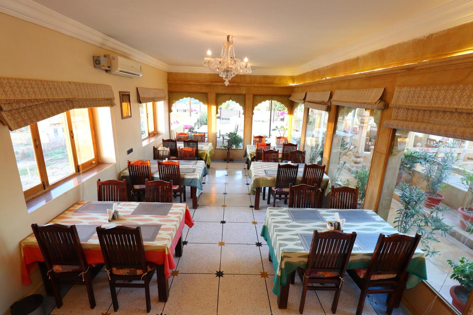 The Gulaal Hotel Jaisalmer Exterior photo